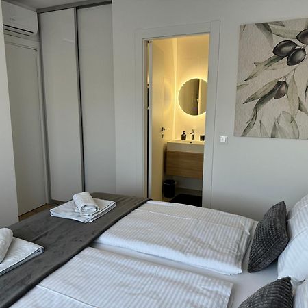 Capsula Luxury Apartment Umag Exteriér fotografie