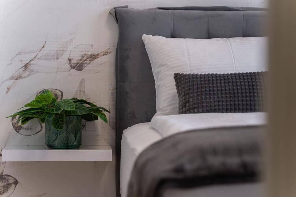 Capsula Luxury Apartment Umag Exteriér fotografie